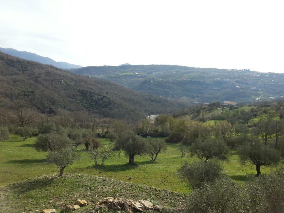 קונטורסי Agriturismo B&B Il Rifugio Di Nino מראה חיצוני תמונה