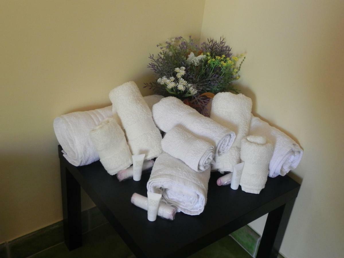 קונטורסי Agriturismo B&B Il Rifugio Di Nino מראה חיצוני תמונה