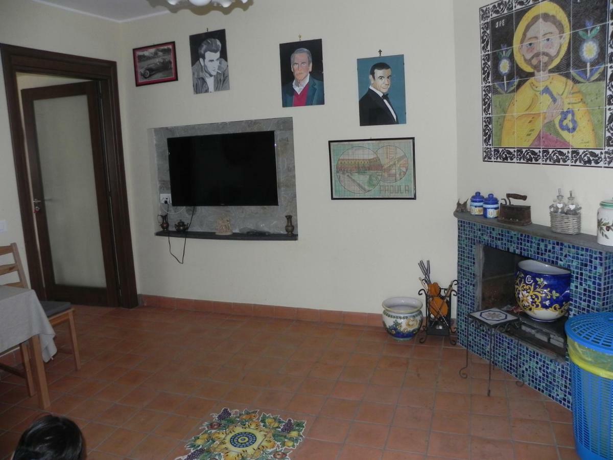 קונטורסי Agriturismo B&B Il Rifugio Di Nino מראה חיצוני תמונה